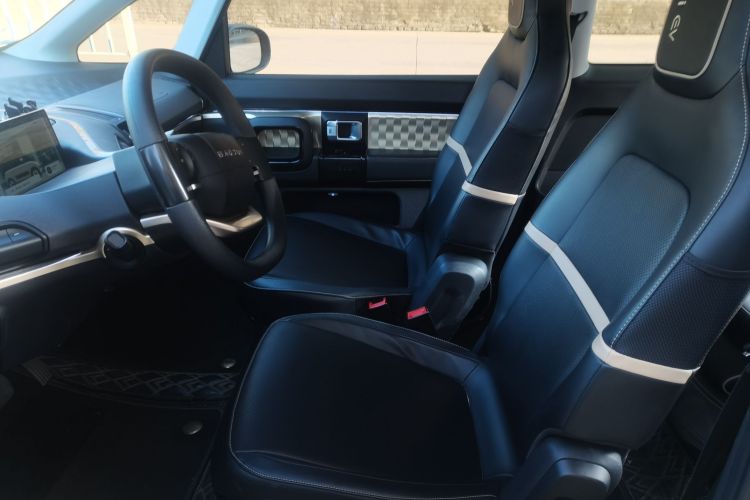 宝骏KiWi EV 2021款 艺术家 磷酸铁锂中控内饰19