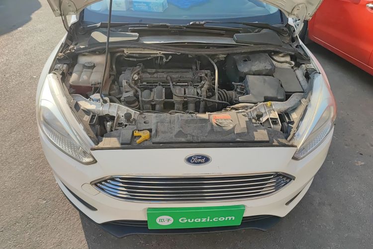 福特 福克斯 2015款 三厢 1.6L 手动舒适型局部细节24