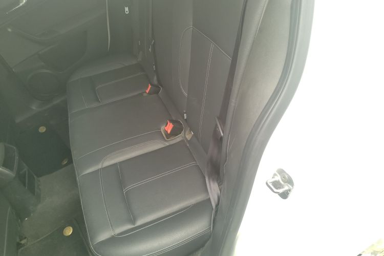 观致3 2018款 三厢 1.6L 自动领先型中控内饰21