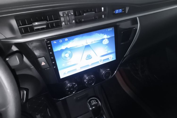 丰田 卡罗拉 2014款 1.6L CVT GL中控内饰16