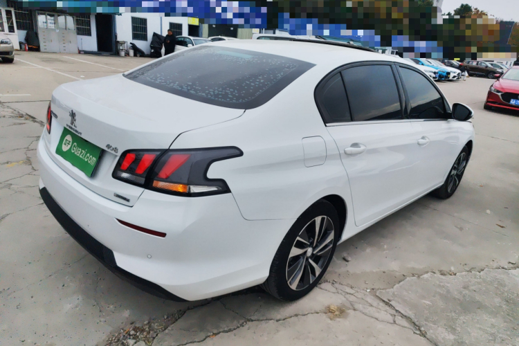 标致408 2020款 230THP 十周年质臻版车身外观7