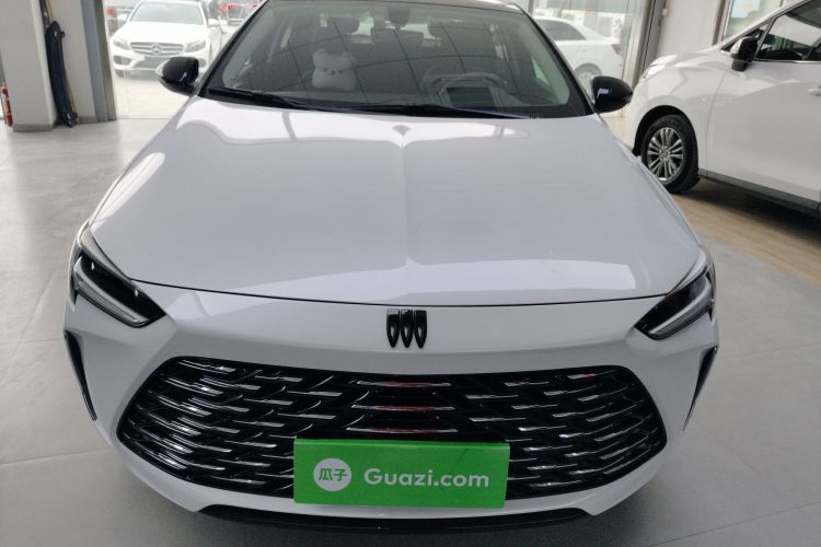 别克 君威 2024款 28T 纵享版车身外观2