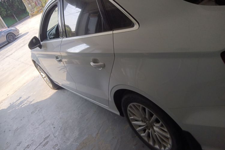 奥迪A3 2016款 Limousine 35 TFSI 进取型车身外观4