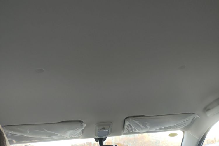 五菱汽车 五菱缤果 2025款 203km 轻享款中控内饰22