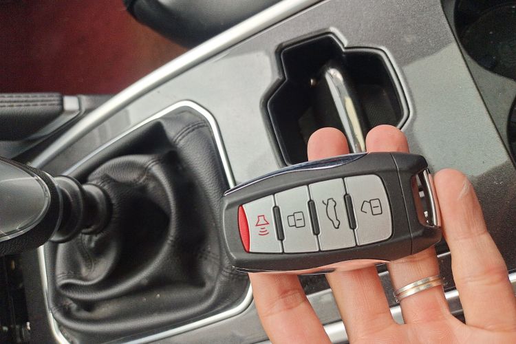 哈弗H6 2021款 运动版 1.5T 手动精英智联型 U型格栅中控内饰7001