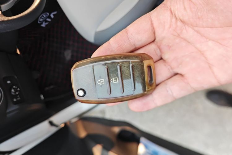 起亚 焕驰 2019款 1.4L 手动智享版Value 国VI中控内饰7001