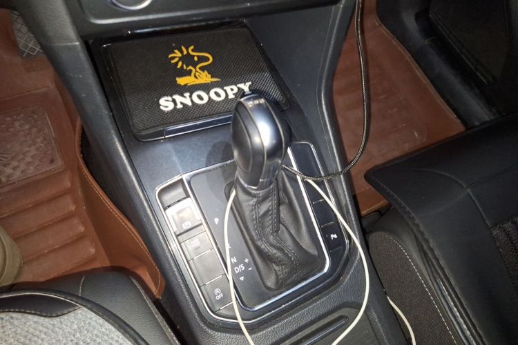 大众 高尔夫·嘉旅 2019款 280TSI 自动好奇型 国V中控内饰18