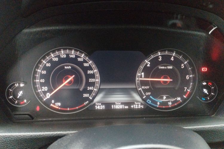 宝马3系 2018款 320Li 领先型M运动套装中控内饰14