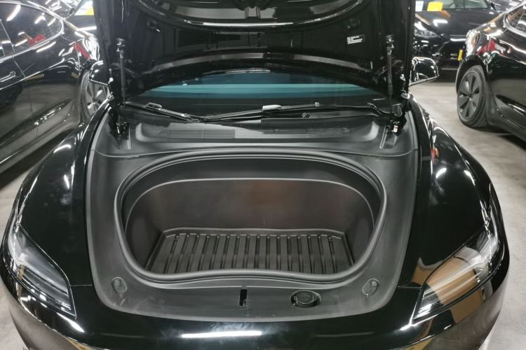特斯拉 Model 3 2023款 长续航全轮驱动版机舱底盘24