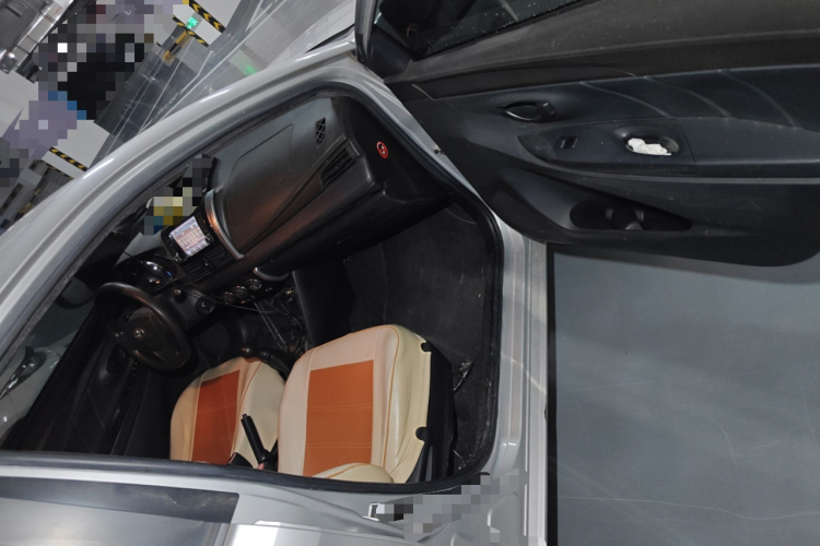 丰田 威驰 2014款 1.3L 手动型尚版局部细节9005