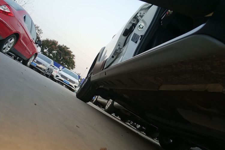 丰田 YARiS L 致炫 2022款 致炫X 1.5L CVT豪华PLUS版局部细节9001