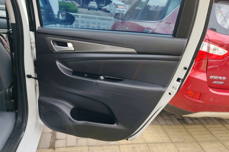 长安凯程 长安欧尚A600EV 2021款 EV中控内饰7006