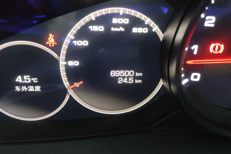 保时捷 2019款 Cayenne 3.0T中控内饰15