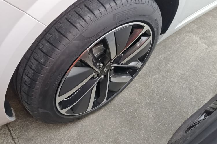 理想汽车 理想L6 2024款 Max车身外观6005