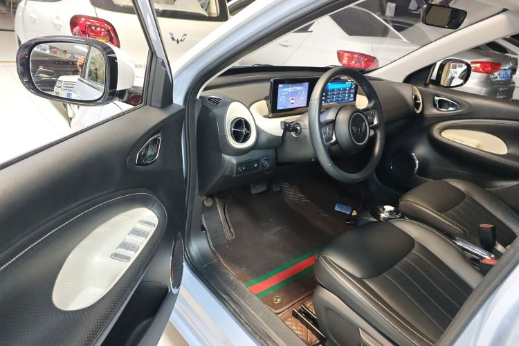 五菱汽车 五菱缤果 2024款 333km 悦享款中控内饰7003