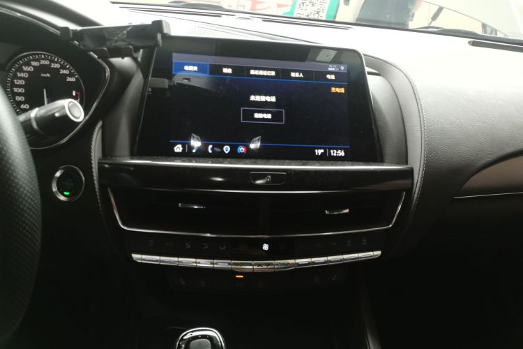 凯迪拉克CT5 2022款 28T 豪华型（标准版）中控内饰16