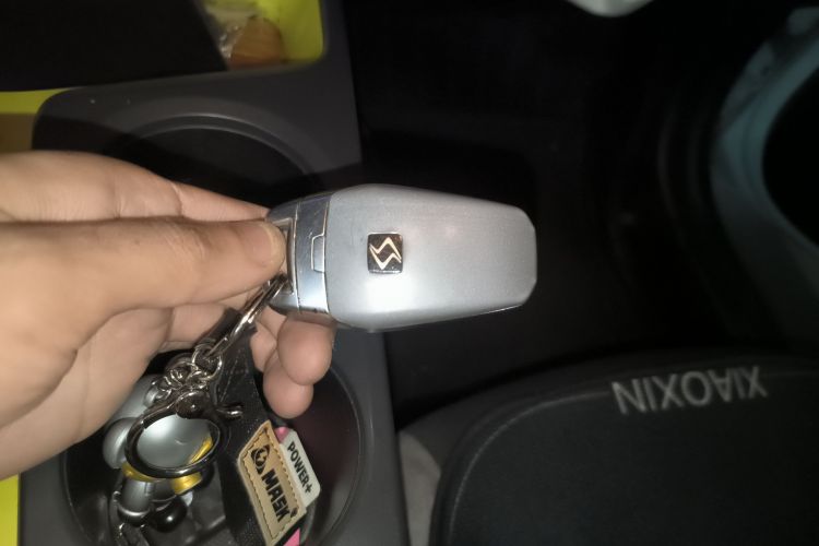 思皓 花仙子 2021款 302km 豪华型 31.4kWh中控内饰7001