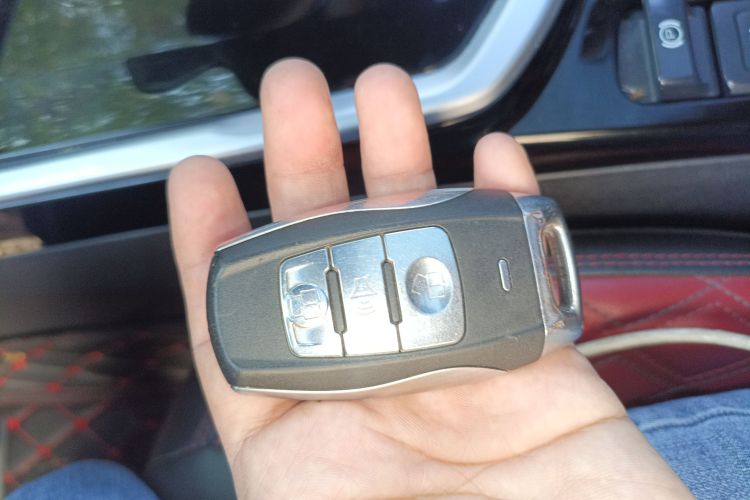 哈弗H6 2020款 2.0GDIT 自动铂金冠军版中控内饰11