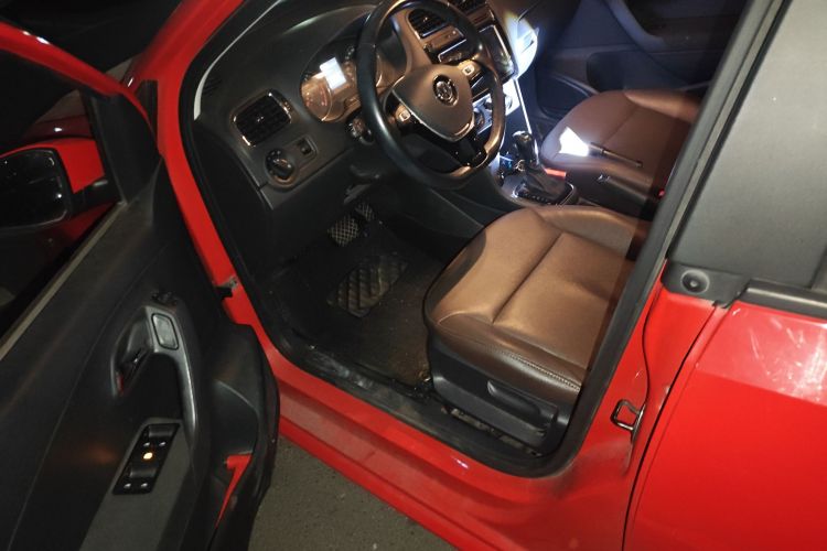 大众 Polo 2018款 1.5L 自动安享型中控内饰7003