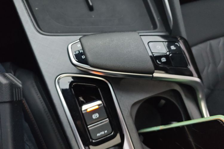 长安UNI-T 2022款 1.5T 运动版 尊贵型中控内饰18