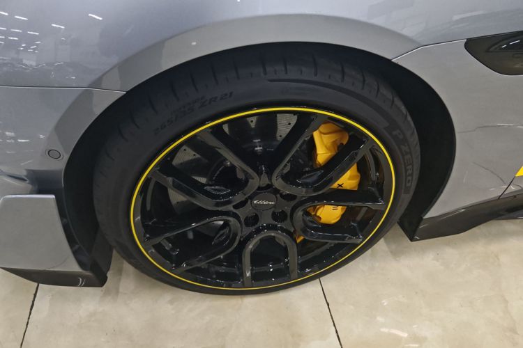 小米汽车 小米SU7 Ultra 2025款 Ultra车身外观6007