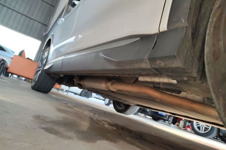 比亚迪 宋PLUS新能源 2025款 DM-i 智驾版 112KM 尊荣型局部细节9001