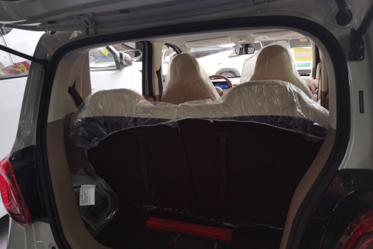 五菱汽车 宏光MINIEV 2025款 四门版 进阶款机舱底盘23