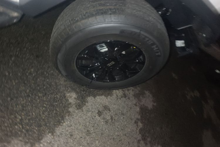 212 T01 2024款 2.0T 机械师车身外观10