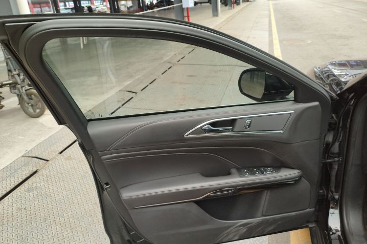 福特 金牛座 2019款 EcoBoost 245 悦享版中控内饰7007