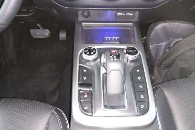 坦克300 2023款 城市版 2.0T 很有型中控内饰18