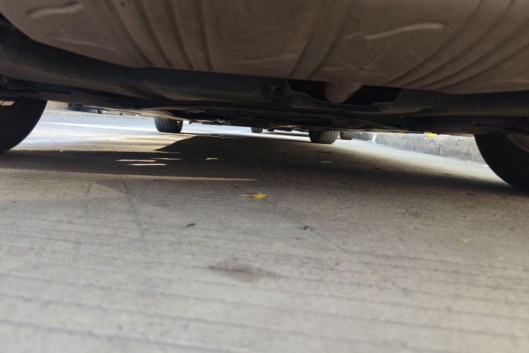 奔驰A级 2019款 A 180 L 运动轿车局部细节9006