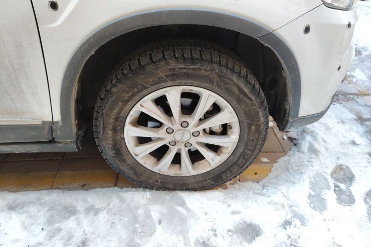 哈弗H6 2019款 运动版 1.5T 手动两驱精英型 国VI车身外观10