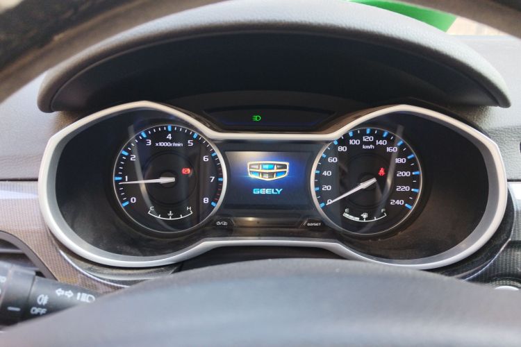 吉利汽车 帝豪 2017款 两厢RS百万款 1.5L CVT向上版中控内饰14