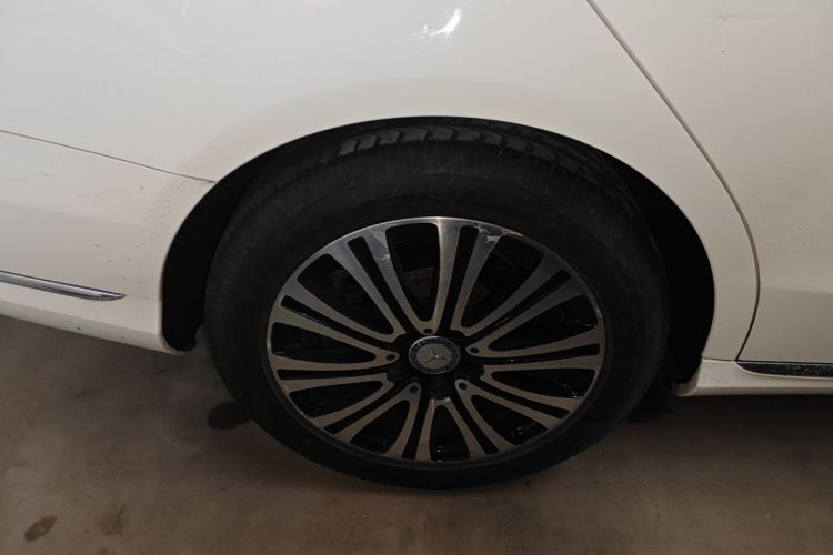 奔驰C级 2017款 C 200 L车身外观6008