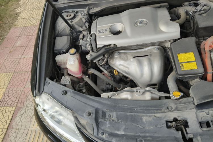 雷克萨斯ES 2013款 300h 精英版局部细节9006