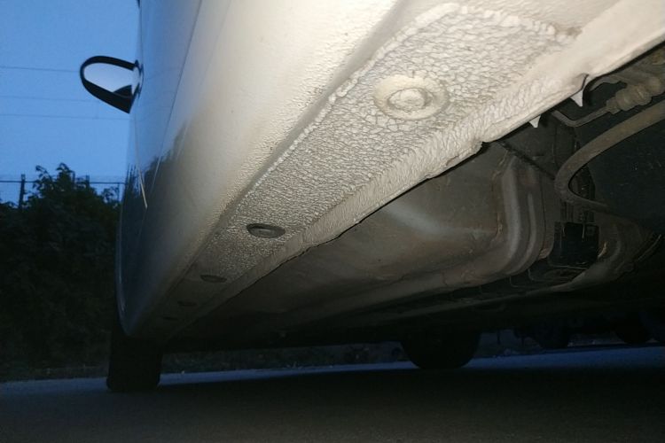 起亚K2 2015款 三厢 1.4L AT GLS局部细节9002