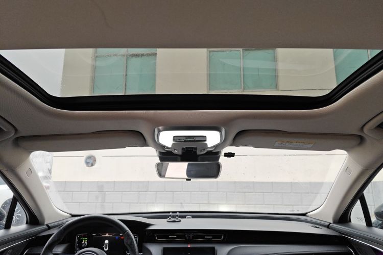 红旗H5 2023款 1.5T DCT智联旗韵版中控内饰22