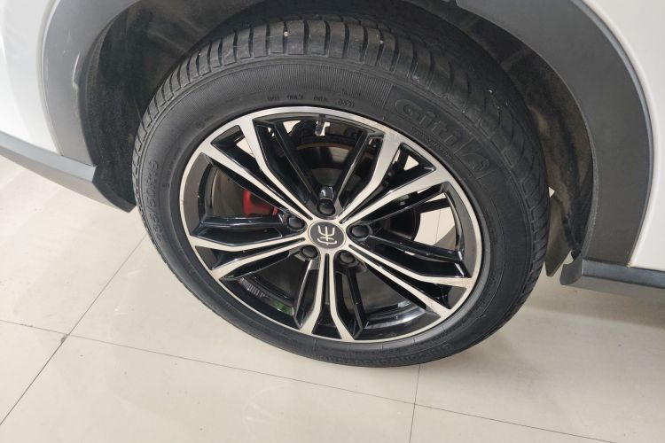 比亚迪 宋PLUS 2020款 1.5T 自动旗舰型车身外观6008