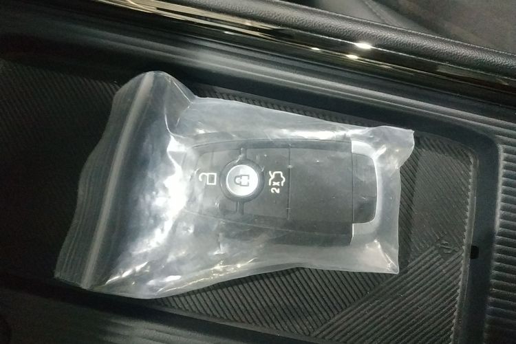 福特 蒙迪欧 2023款 EcoBoost 180 豪华型中控内饰11