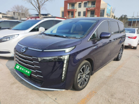 广汽传祺 传祺E8 2024款 荣耀系列 2.0L 荣耀版