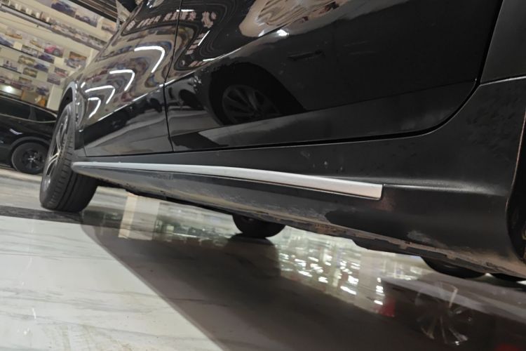 奔驰GLC 2020款 GLC 260 L 4MATIC 动感型局部细节9002