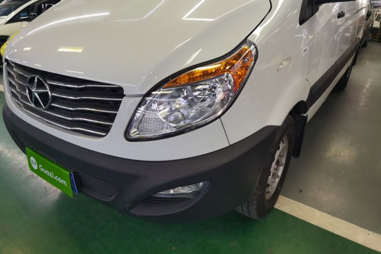 江汽集团 星锐 2022款 2.0T节油王PLUS快运版中轴5-6座HFC4DB3-2E4局部细节36