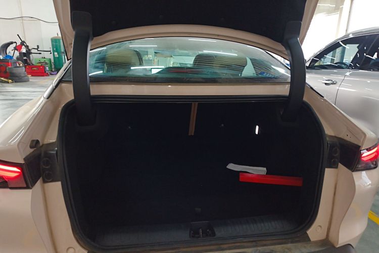 ARCFOX极狐 极狐 阿尔法S5 2024款 708MAX 200kW局部细节23