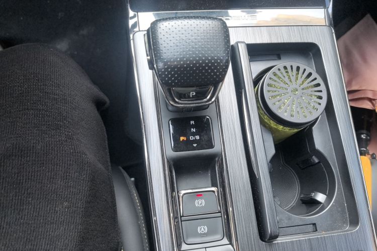 荣威RX5 2021款 PLUS 330TGI 自动国潮智臻版中控内饰18