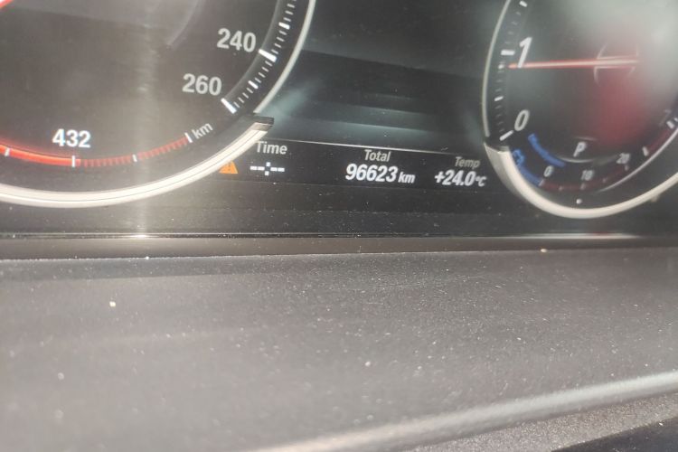 宝马5系 2017款 525Li 豪华设计套装中控内饰15