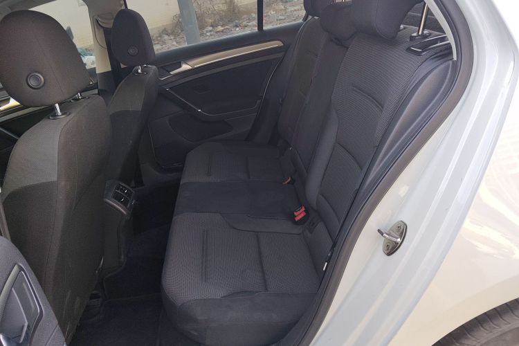 大众 高尔夫 2017款 230TSI 自动舒适百万辆纪念版中控内饰21