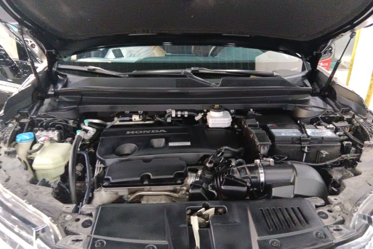 本田 冠道 2020款 370TURBO 四驱尊享版机舱底盘24