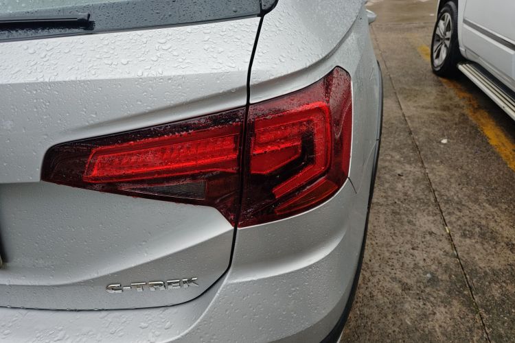 大众 C-TREK蔚领 2017款 1.6L 自动舒适型车身外观9