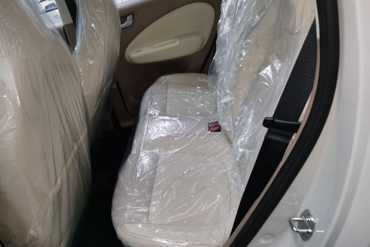 五菱汽车 宏光MINIEV 2025款 四门版 进阶款中控内饰21