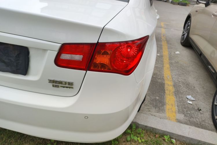 荣威350 2014款 1.5L 自动迅悦版车身外观6006